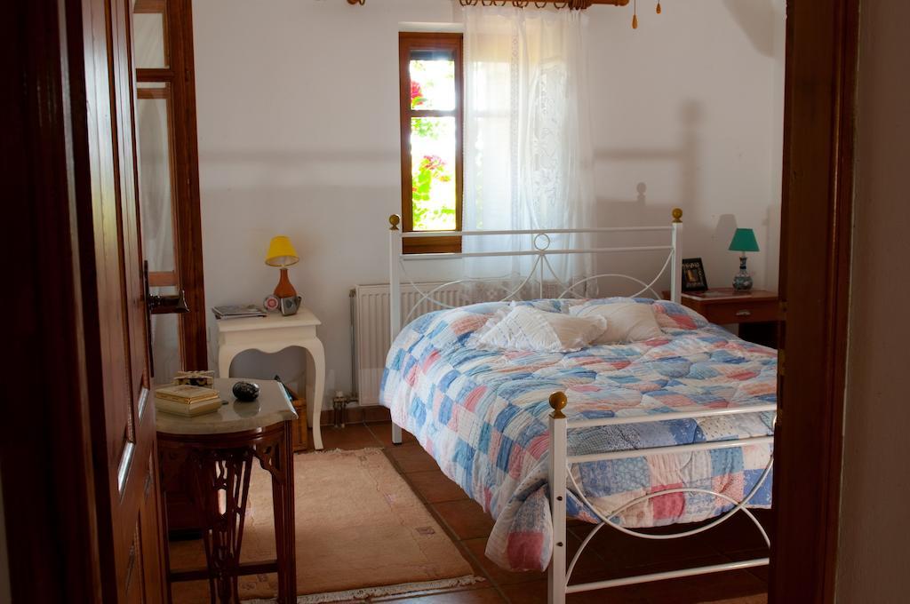 Elise Cottage Vathí Szoba fotó