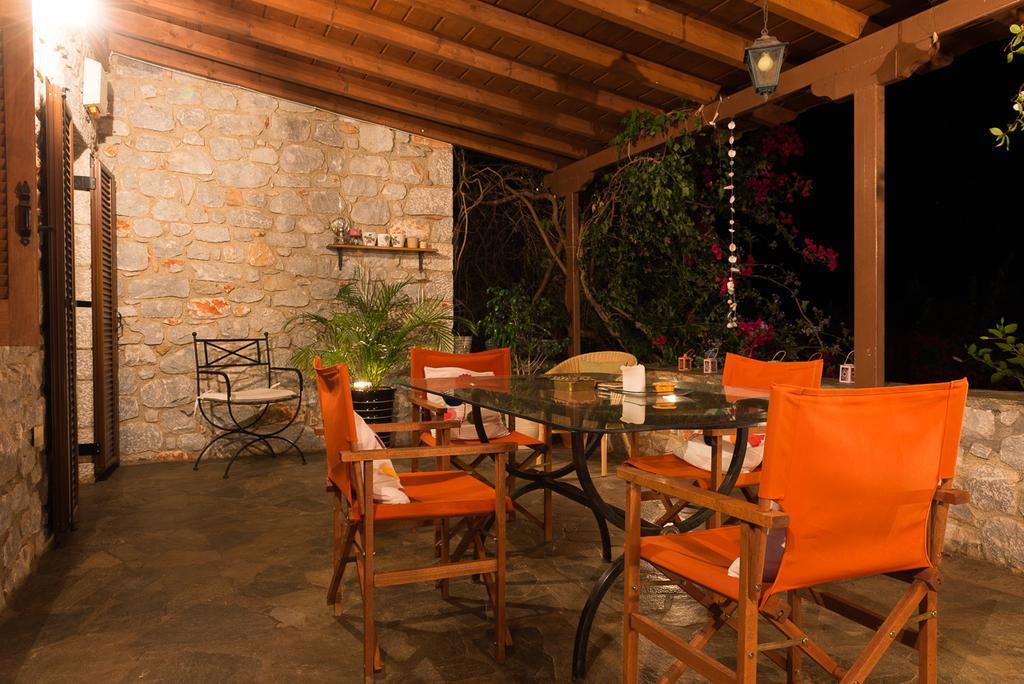 Elise Cottage Vathí Szoba fotó